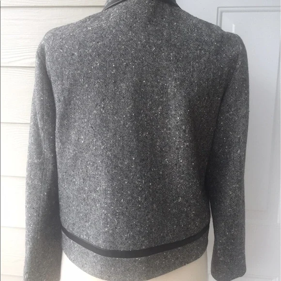 Pendleton Size 8 Charcoal Blazer with Leather trim - Picture 2 of 8